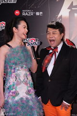 高清组图：2011网络盛典姚晨蔡康永携手走红毯