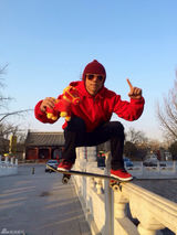 组图：众星欢乐拜大年 森碟可爱林依晨异国祝福