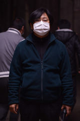 组图：黄立行改戏路拍悬疑片 自称玫瑰味男人