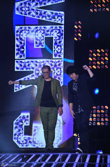 组图：《最强音》全国三强 罗大佑打响保卫战