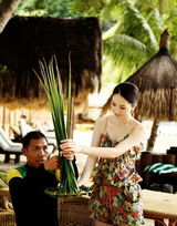 组图：董璇《芭莎》写真幸福笑容绽放玉女风情