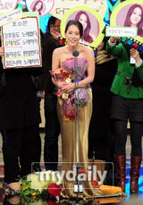 幻灯图集：09SBS演艺大奖颁奖礼 众星熠熠气氛热闹