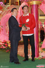 组图：安志杰不急谈恋爱 陈法拉专注事业挡姻缘