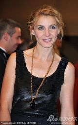 高清图：《青少年警队》记者会 男主角乔伊猛擦汗