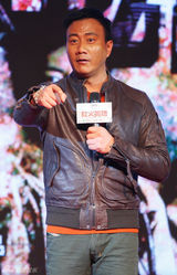 组图：《救火英雄》余文乐劫财谢霆锋