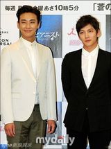 组图：韩剧《五根手指》主演朱智勋池昌旭登日本宣传