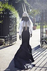 组图：王珞丹素面暴走伦敦街头个性十足