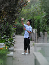 组图：陈赫亮相北五环 考察别墅群欲购豪宅