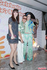 组图：群星贺甄子丹50岁生日 李嘉欣夫妇到场