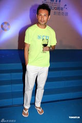 组图：半百艺人贺城电20周年 黄日华张可颐领衔