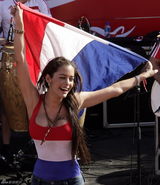 幻灯图:巴拉圭乳神里克尔梅汹涌回归 球队失利落泪