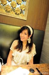 组图：张茆最新50张妩媚靓照 清纯白裙楚楚动人