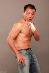 幻灯图:王挺时尚写真出炉 完美诠释魅力型男