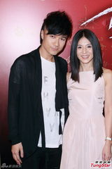 组图：杨采妮处女作首映 冯德伦莫文蔚旧爱同场