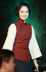 组图：《建党伟业》发布会 周迅汤唯叶璇带妆出席