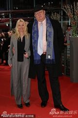 高清：《都灵之马》首映 女星艾丽卡-伯克中性干练