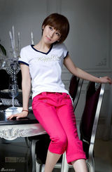 幻灯图：谢楠全新写真温暖蜕变 零距离碰触温婉气息