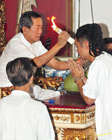 组图：泰国白龙王去世 传曾助百艺人转运