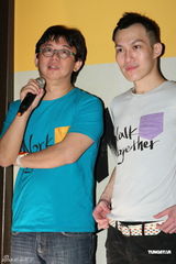 组图：苏打绿台北小巨蛋个唱与张悬温暖互动