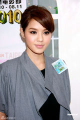 组图：官恩娜任香港电影节大使 关锦鹏筹拍青春题材