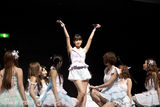 组图：AKB48举办握手会 前田敦子最后一次发言
