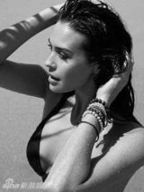 组图：超模梅根-盖尔热辣比基尼写真释放性感