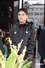 幻灯图集：《艋舺》票房过两千万 钮承泽携主演还愿