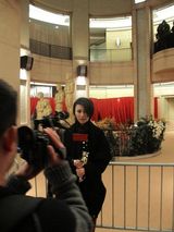 组图：尚雯婕受邀赴美 复旦才女三语报道奥斯卡