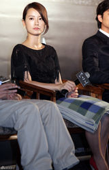 高清图：孔侑郑柔美合作新片《熔炉》 拯救聋哑学生