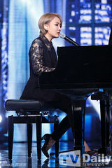 组图：Rain复出霸气夺冠 东方神起帅气回归