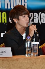 高清组图：f(x)东方神起CNBLUE等香港火爆开唱