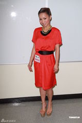 组图：《姊妹淘》节目录影 郑融高海宁亮相