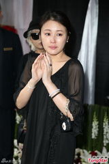 组图：高凌风公祭好友送行 儿子盼争产风波平息