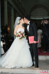 组图：2013春夏明星情侣婚礼大盘点