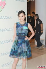 组图：陈法拉登视后不加价 钟嘉欣有信心夺视后