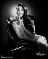 组图：众大牌黑白影像大片 杨紫琼携男友秀恩爱