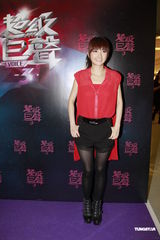 组图：李玟一身白衣优雅现身 为《超级巨声3》录影