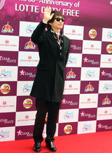 高清组图：宋承宪崔智友rain等出席乐天纪念仪式