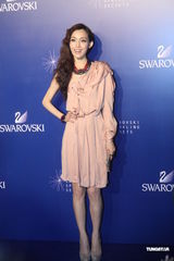 组图：黄立行否认与徐静蕾婚讯 称妨碍结识新女生