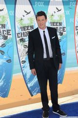 高清组图：《欢乐合唱团》男星考瑞-蒙坦斯浅笑迷人