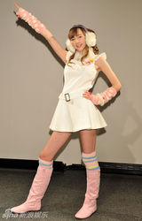 组图：英国90后萌妹贝琪-库尔135张美图集锦