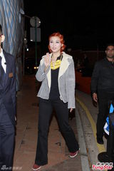 组图：李蕙敏香港补请喜宴 黄伟文要当小孩干爹