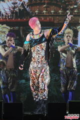 组图：罗志祥红馆热力开唱 罗妈亮相林志颖助阵