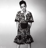 组图：海陆冷色写真烟熏出镜显叛逆