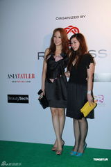 高清组图：蒙嘉慧怒对偷拍者 直言艺人很可怜 