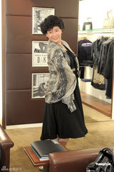 组图：伍咏薇新剧要大打出手 与商天娥抢男主角 