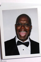 组图：金球奖后台大头照 获奖者卖萌开心留影