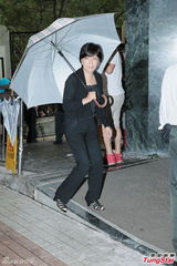 组图：女歌手陈僖仪丧礼 薛凯琪黄柏高哀伤送别