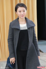 组图：方逸华跪拜邵逸夫 刘德华张学友致祭