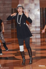 组图：叶倩文个唱挑战拉丁舞 回想早年拍片辛酸史